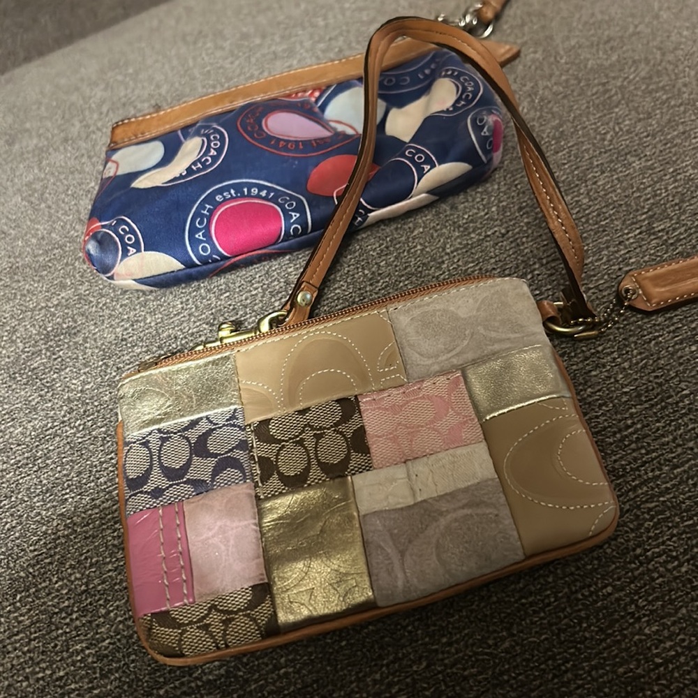 Two Coach wristlets - Picture 4 of 5